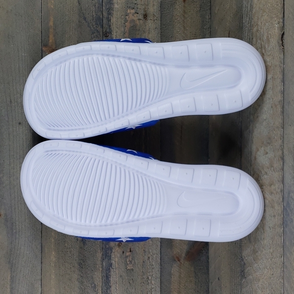 Nike Victori One Stars Print Comfort Slides Sandals Blue,Red,White NEW - Picture 7 of 10